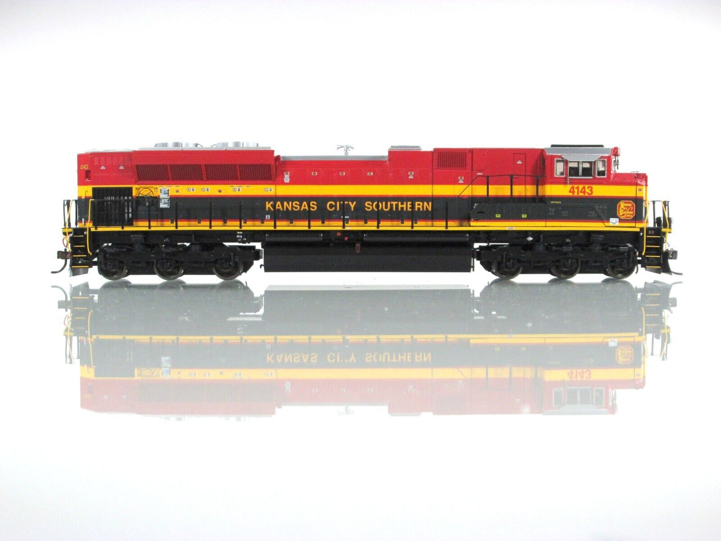 HO Scale ***KCS BELLE*** SD70ACe #4143 - Athearn G75843, DCC Tsunami2 Sound