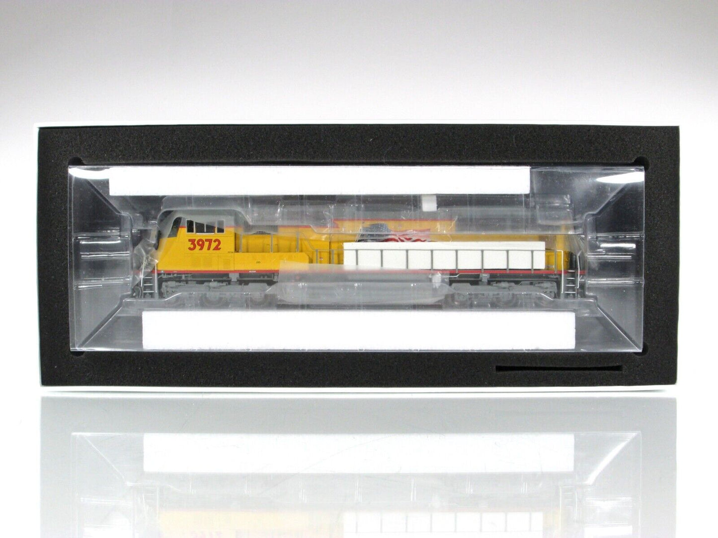 HO Scale ***UNION PACIFIC*** SD70M #3972 - Athearn G69564, DCC Tsunami2 Sound