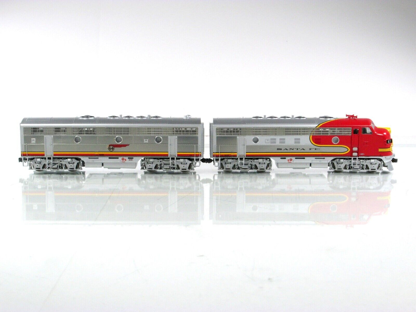 HO Scale ***SANTA FE*** F7A-F7B Locomotives #47 -- Athearn Genesis 99042, w/ DCC