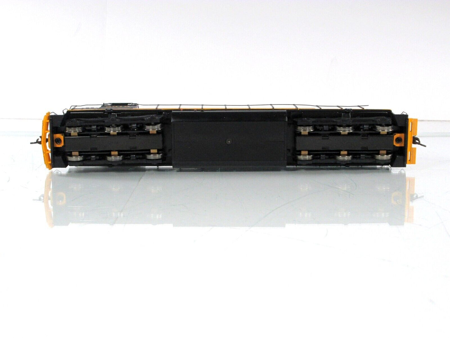 HO Scale ***DENVER & RIO GRANDE*** SD45 Locomotive #5319 - Athearn 95408, w/ DCC