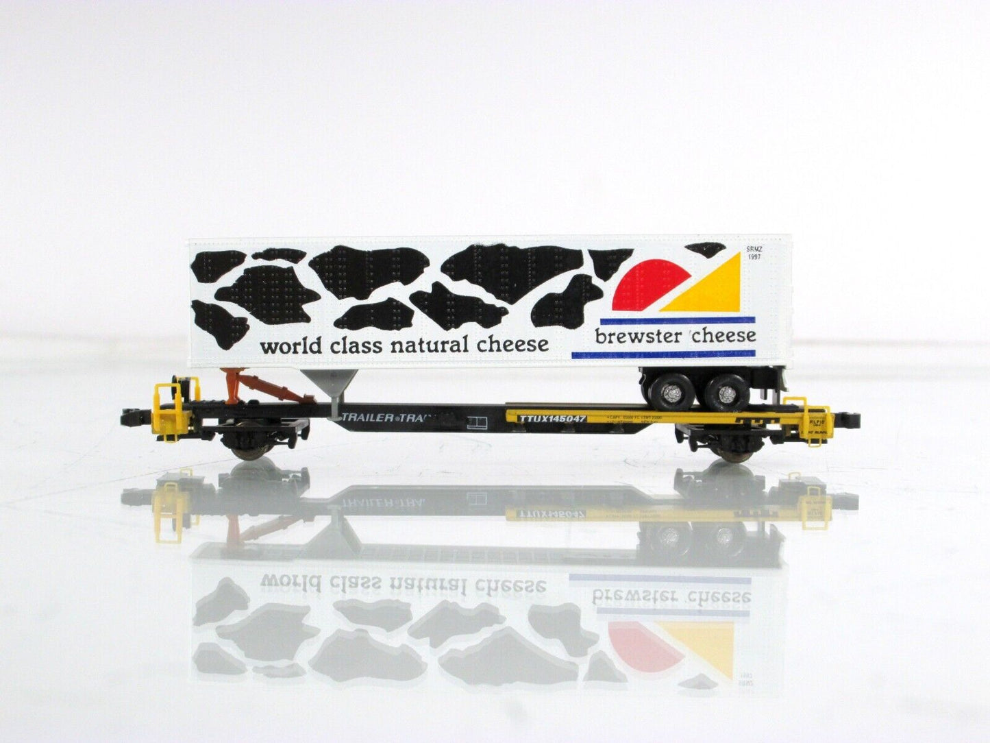 N Scale ***BREWSTER CHEESE*** Trailer on TTX Front Runner --- S&R Models & Atlas
