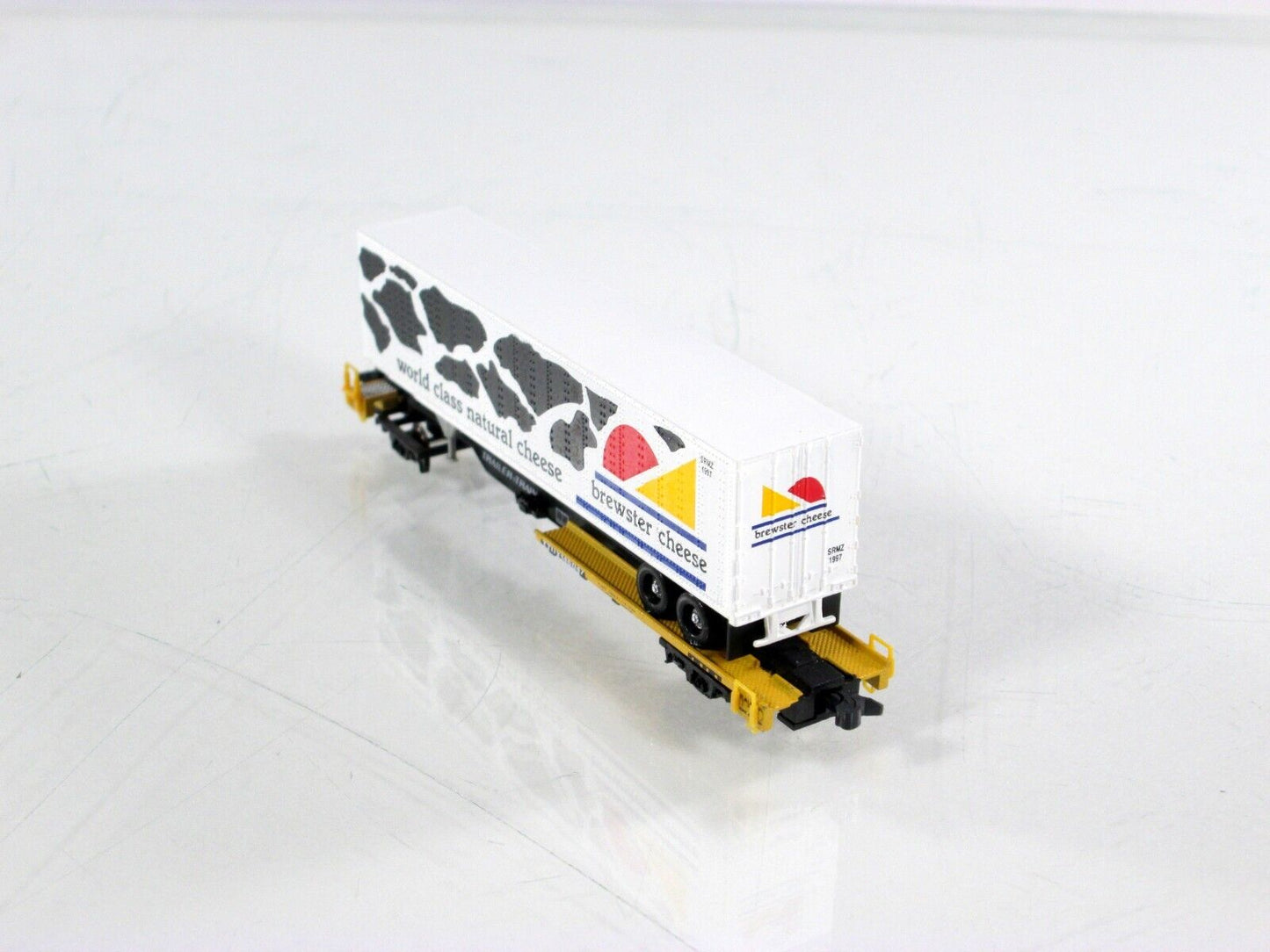 N Scale ***BREWSTER CHEESE*** Trailer on TTX Front Runner --- S&R Models & Atlas
