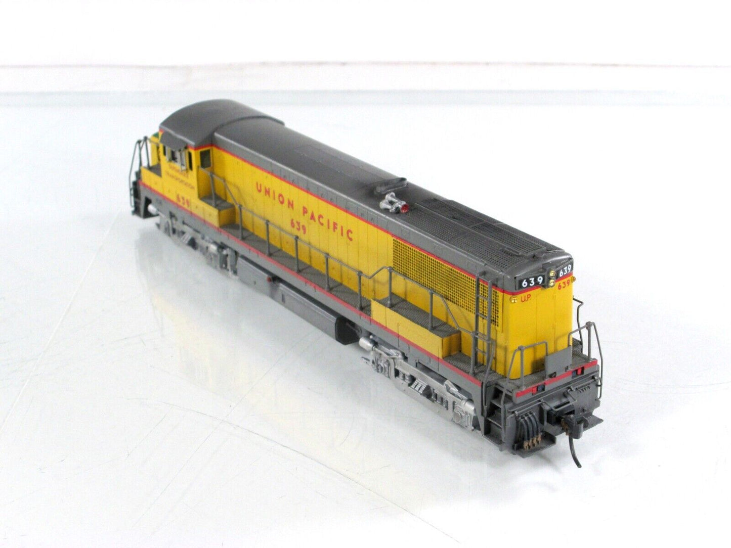 HO Scale BRASS  ***UNION PACIFIC*** U-25B Locomotive #639 - Oriental **Weathered