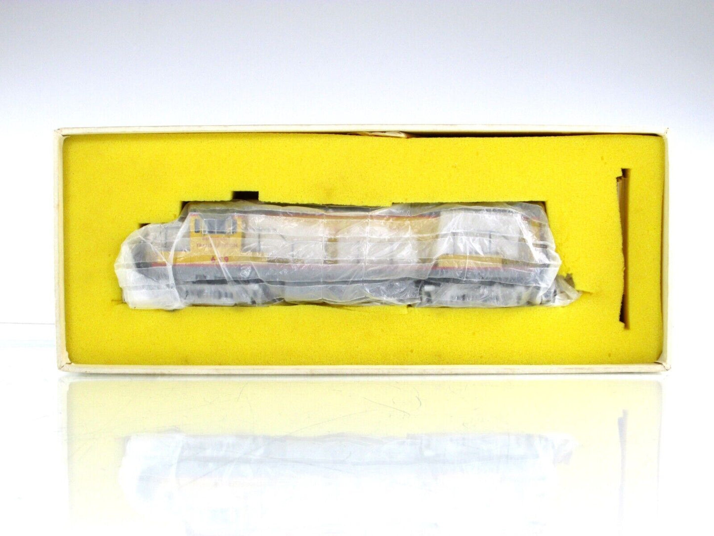 HO Scale BRASS  ***UNION PACIFIC*** U-25B Locomotive #639 - Oriental **Weathered