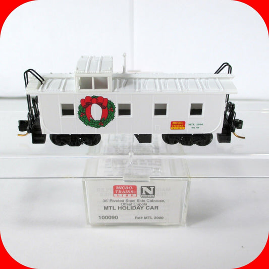 N Scale ***CHRISTMAS*** Holiday Wreath Caboose - MTL 2000 - Micro Trains 100090