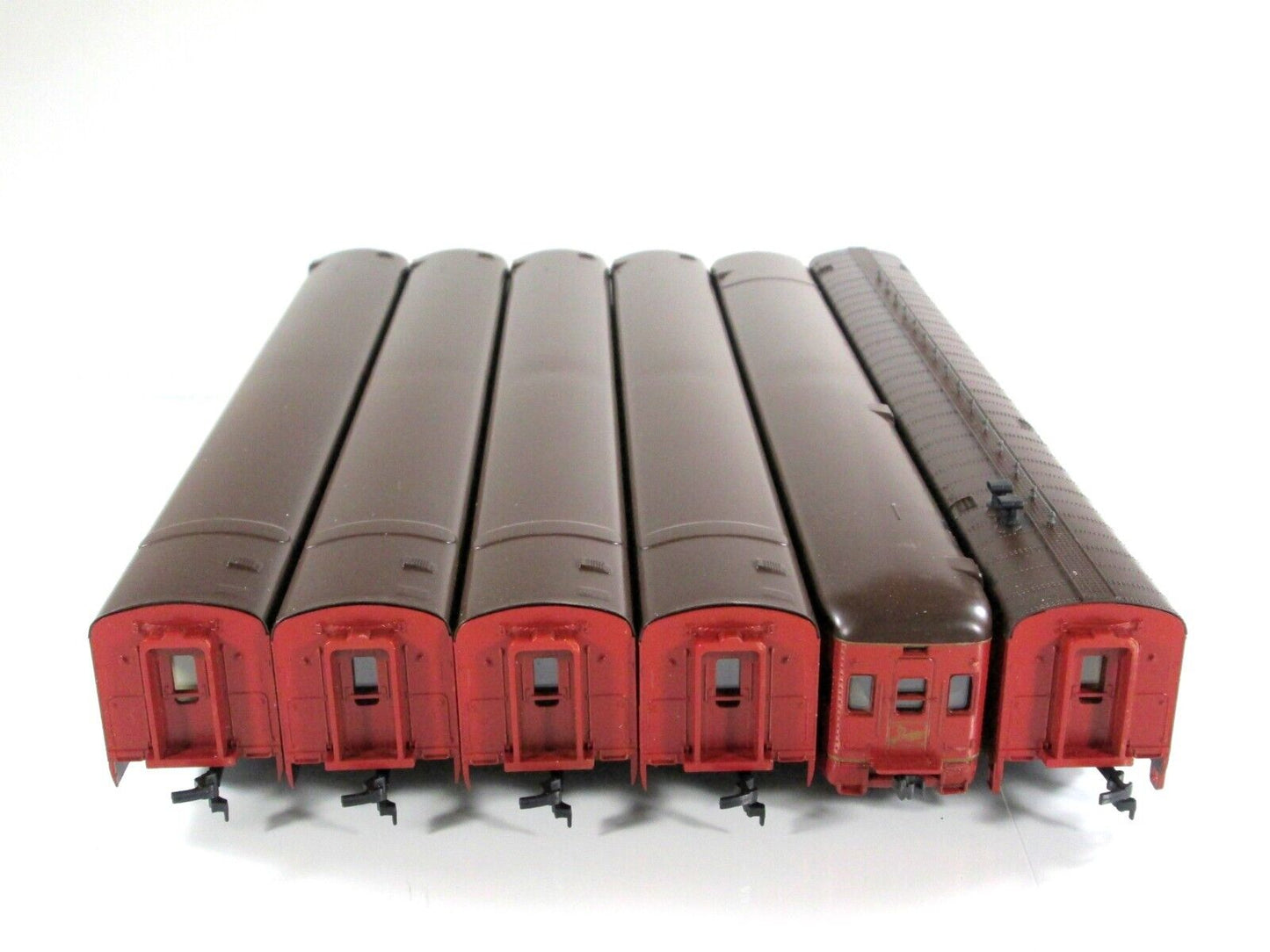 HO Scale ***POWHATAN ARROW*** NORFOLK & WESTERN Passenger Set - Bachmann 43-1290