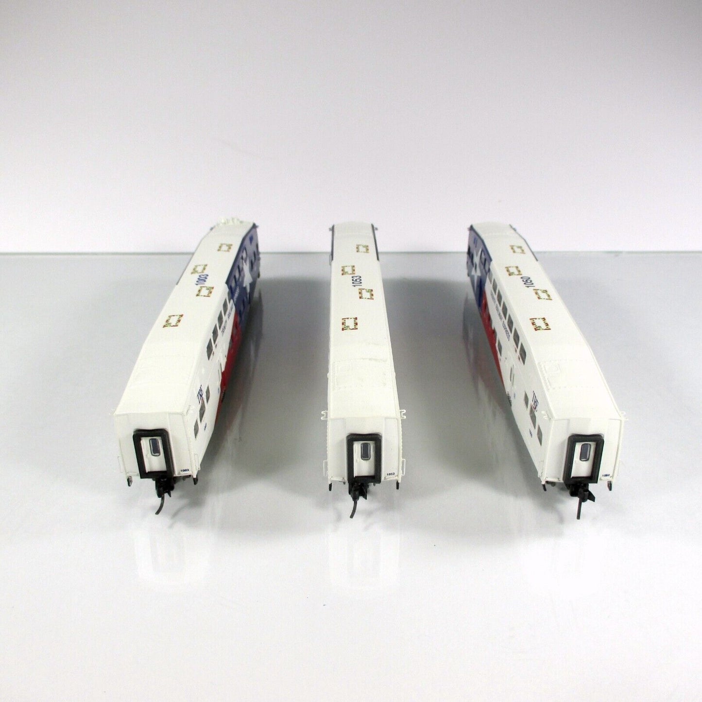 N Scale ***TRINITY RAILWAY EXPRESS*** TRE Bombardier 3-Set - Athearn 10166 *RARE