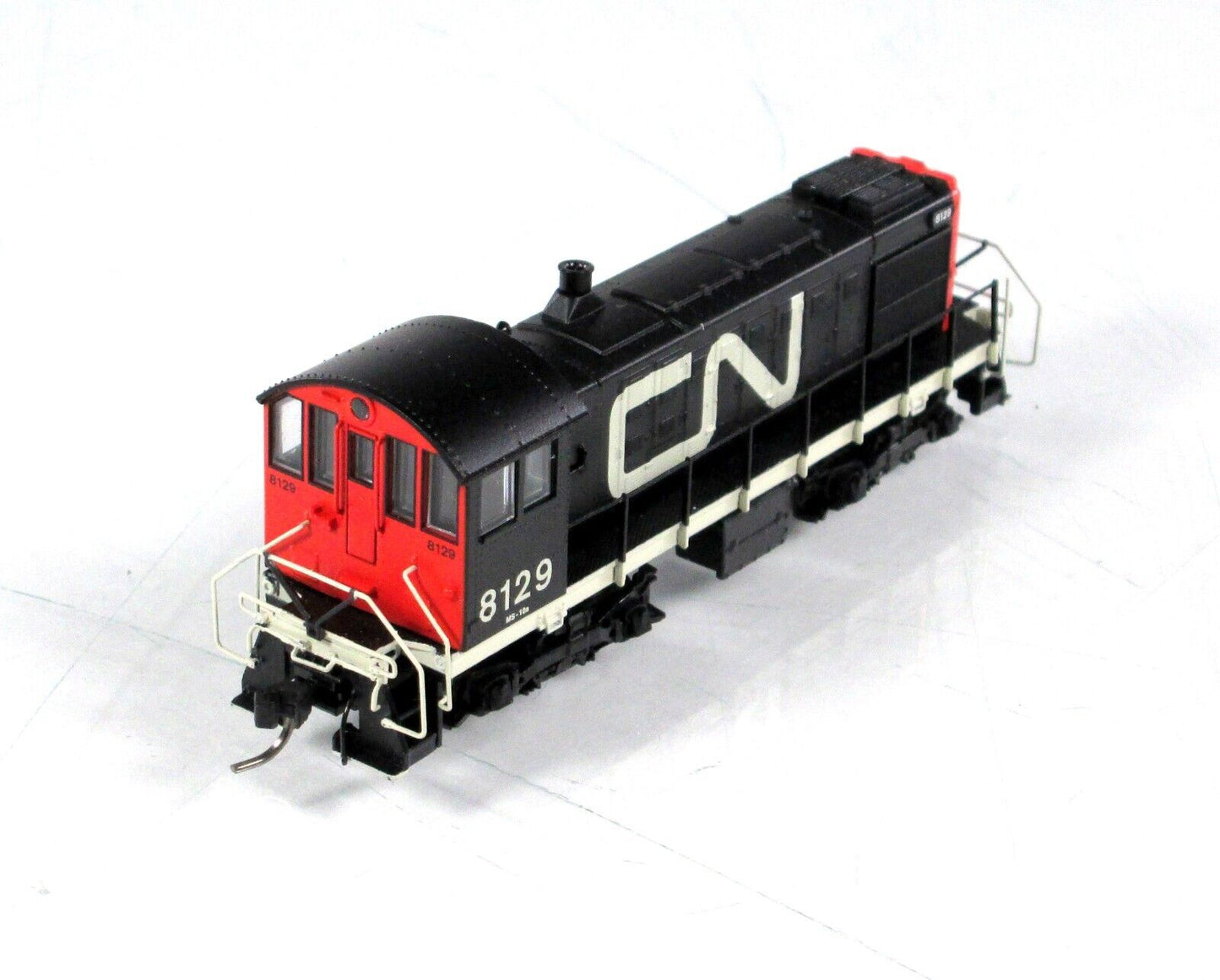 N Scale **CANADIAN NATIONAL** ALCO S-2 Locomotive #8129 -Atlas 40004671, DCC Rdy