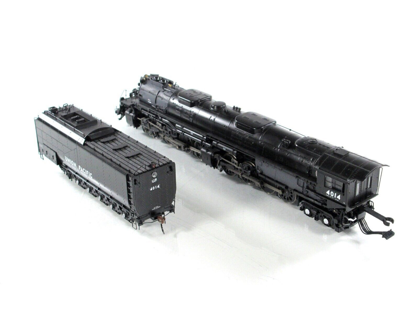 HO Scale ***UNION PACIFIC BIG BOY*** #4014 -- Athearn G9155, DCC Sound w/ Remote