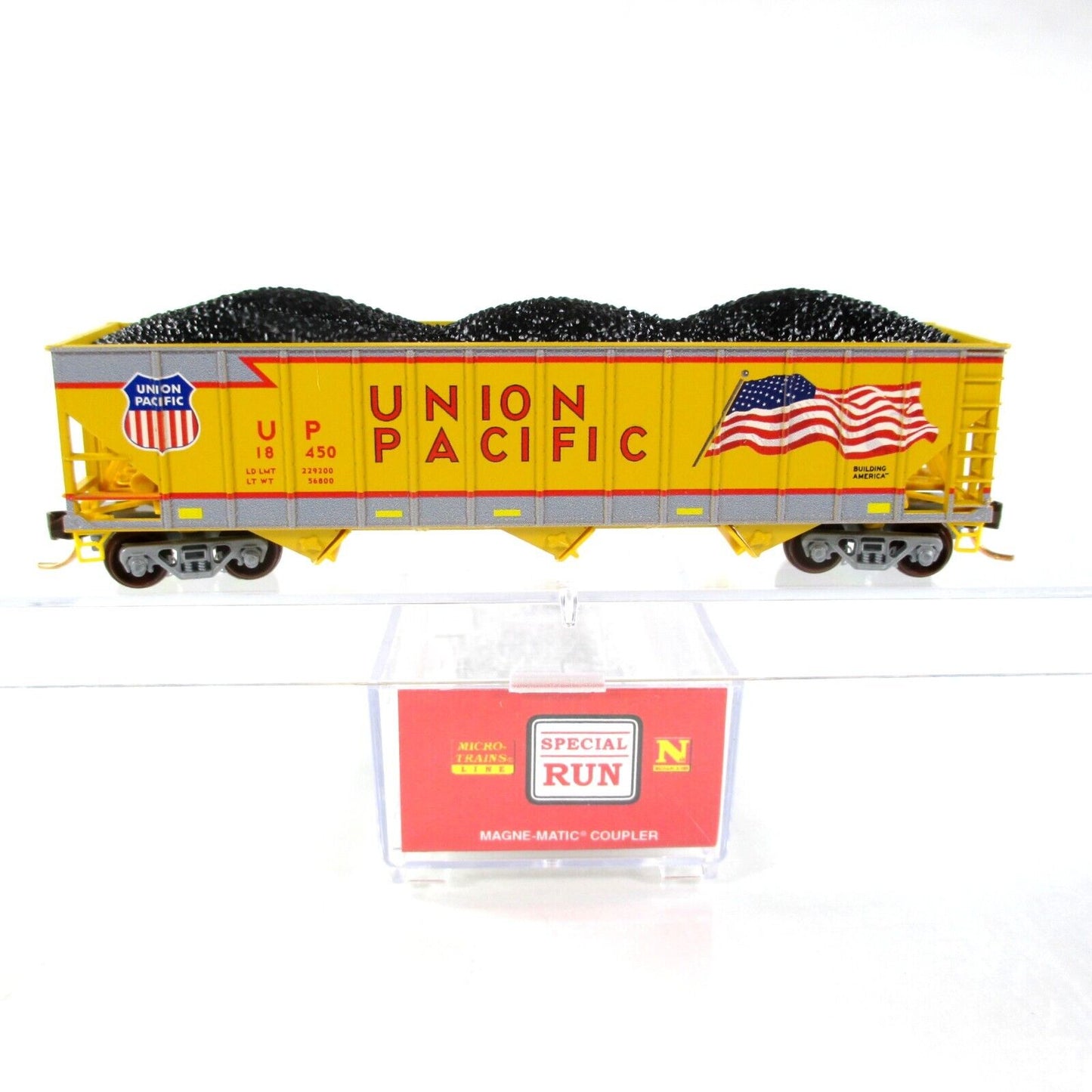 N Scale **UNION PACIFIC Building America* Hopper #18450 -Micro Trains NSE 17-01