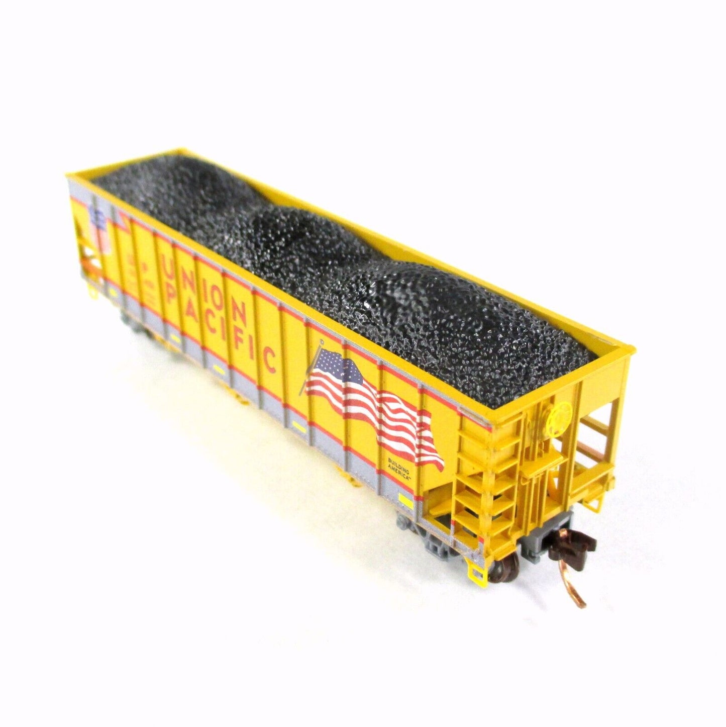 N Scale **UNION PACIFIC Building America* Hopper #18450 -Micro Trains NSE 17-01