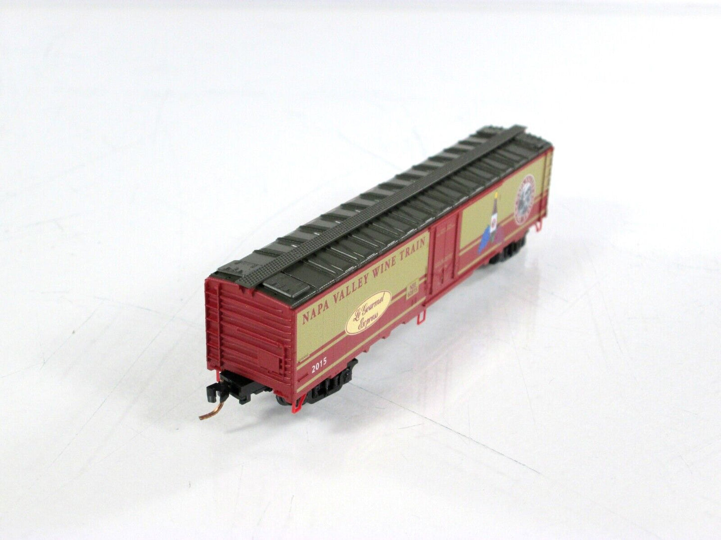 N Scale ***NAPA VALLEY WINE TRAIN*** Express Reefer -Micro Trains Special **RARE