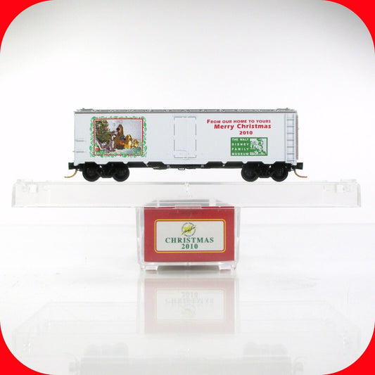 N Scale DISNEY Christmas 2010 LADY TRAMP Box Car Micro Trains / NSC Lowell Smith