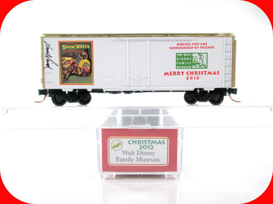 N Scale DISNEY Christmas 2012 SNOW WHITE Box Car   **SIGNED** Lowell Smith / MTL