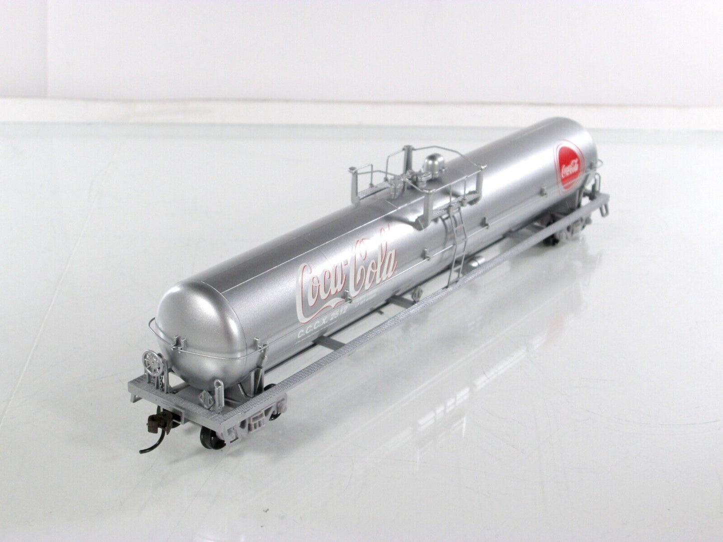 HO Scale ***COCA COLA*** 62' Single Dome Jumbo Tank Car, CCCX 2512 -Athearn 8341