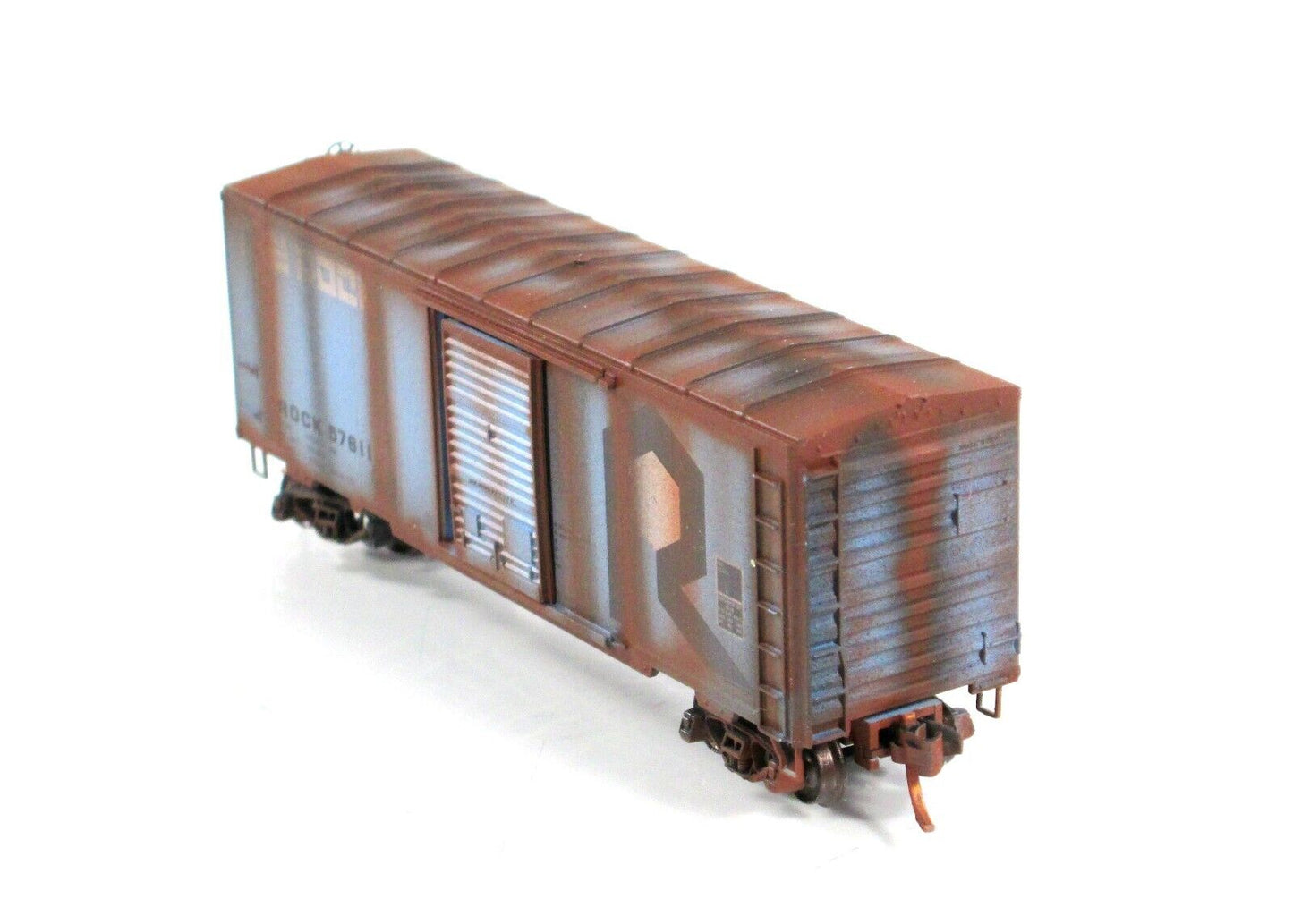 N Scale ***ROCK ISLAND*** Weathered 40' Box Car #57611 --- Micro Trains 07344020
