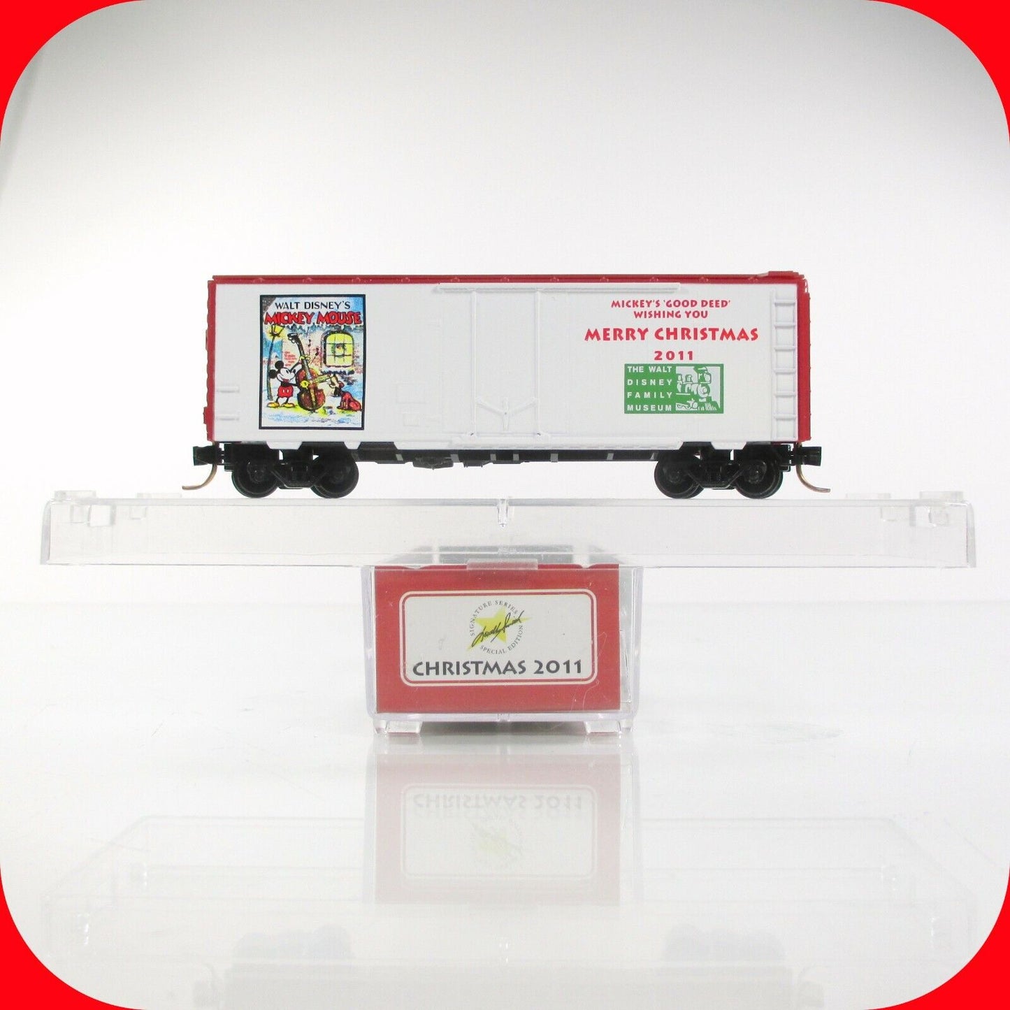 N Scale DISNEY Christmas 2011 MICKEY MOUSE Box Car Micro Trains NSE Lowell Smith