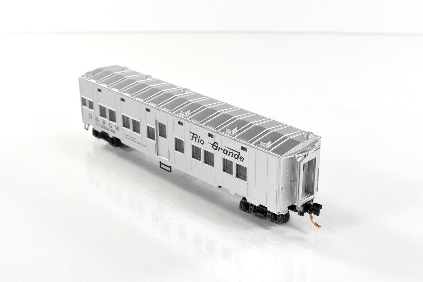 N Scale ***RIO GRANDE*** MoW Troop Sleeper Car #AX-2566 -- Micro Trains 116020.2