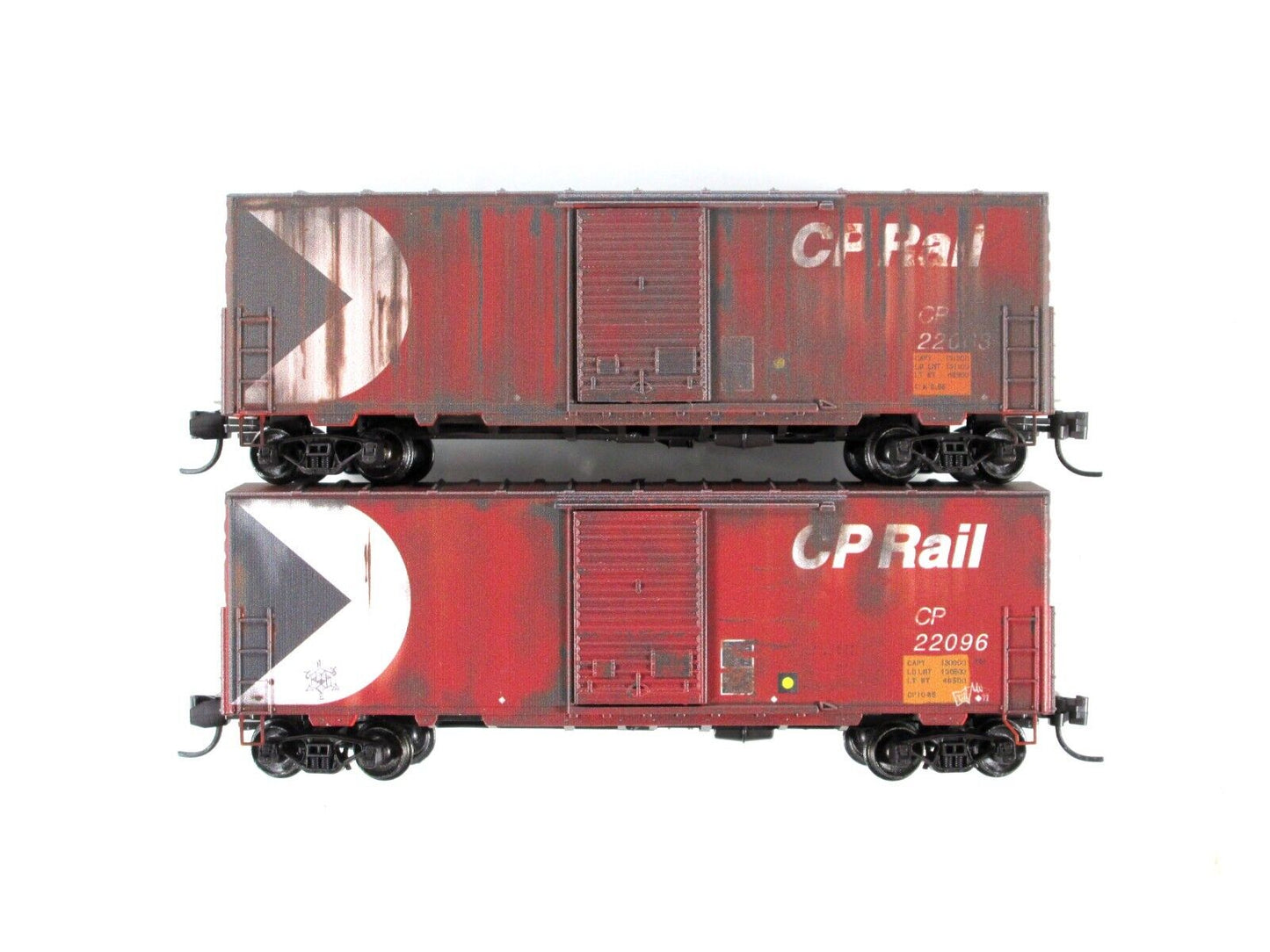 N Scale ***CP RAIL***  Weathered 40' Box Car 2-Pack Set -- Micro Trains 99305990