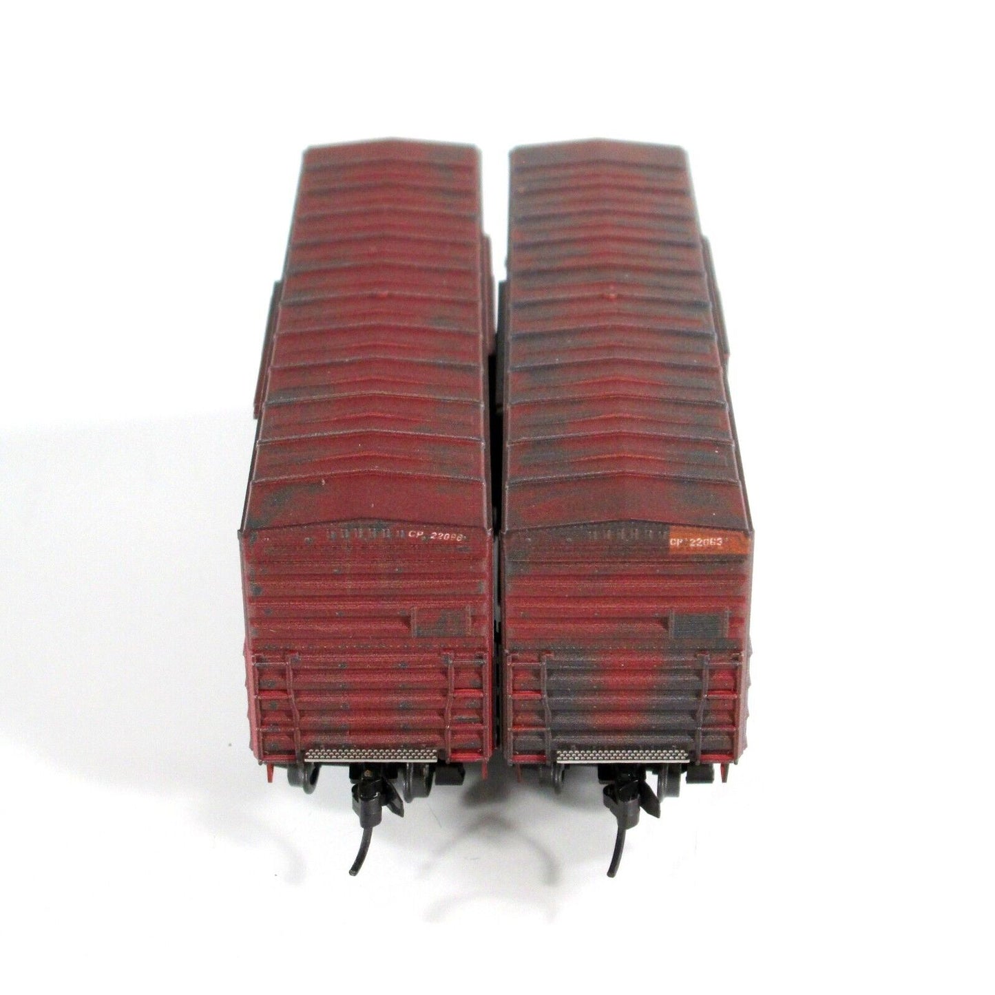N Scale ***CP RAIL***  Weathered 40' Box Car 2-Pack Set -- Micro Trains 99305990