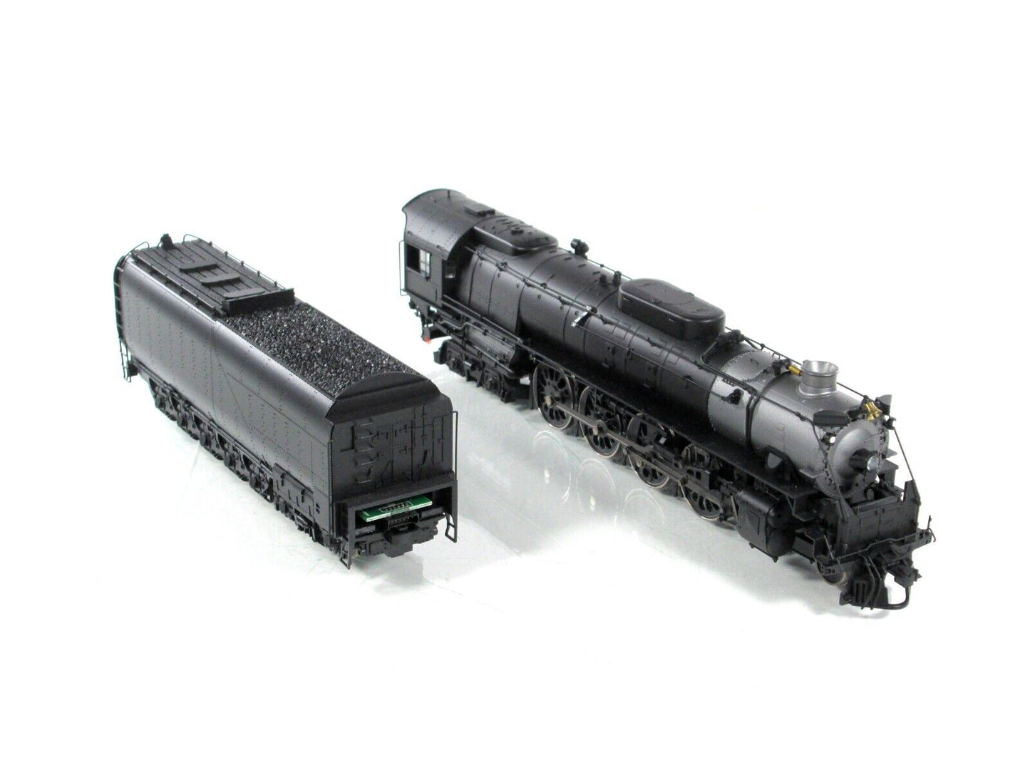 HO Scale **FEF-2 NORTHERN 4-8-4** Athearn G9200, DCC Sound w/ Remote, Unlettered