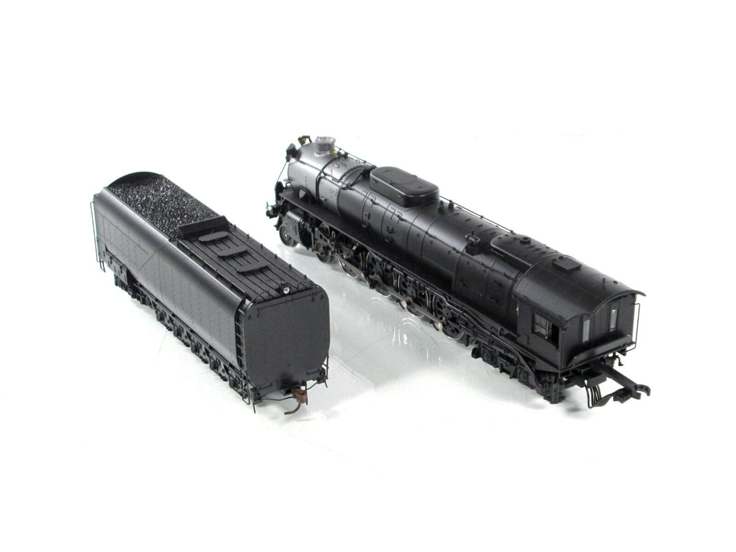 HO Scale **FEF-2 NORTHERN 4-8-4** Athearn G9200, DCC Sound w/ Remote, Unlettered
