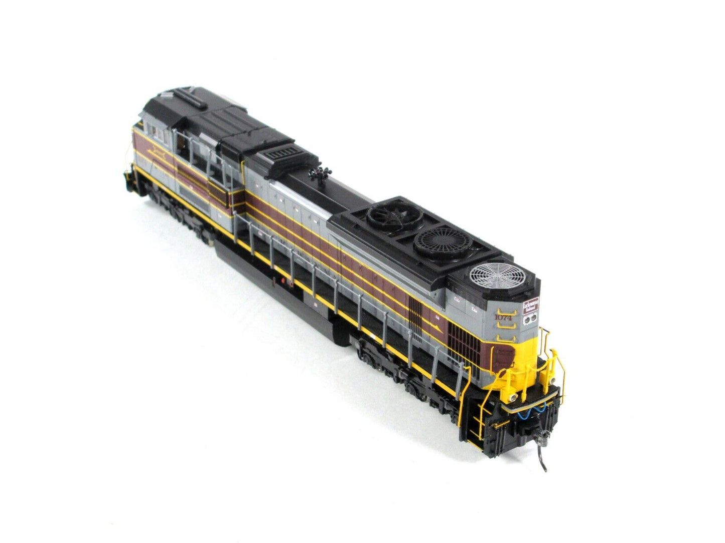 HO Scale ***LACKAWANNA*** SD70ACe #1074 - MTH 80-2269-1, w/ DCC Sound ***Project