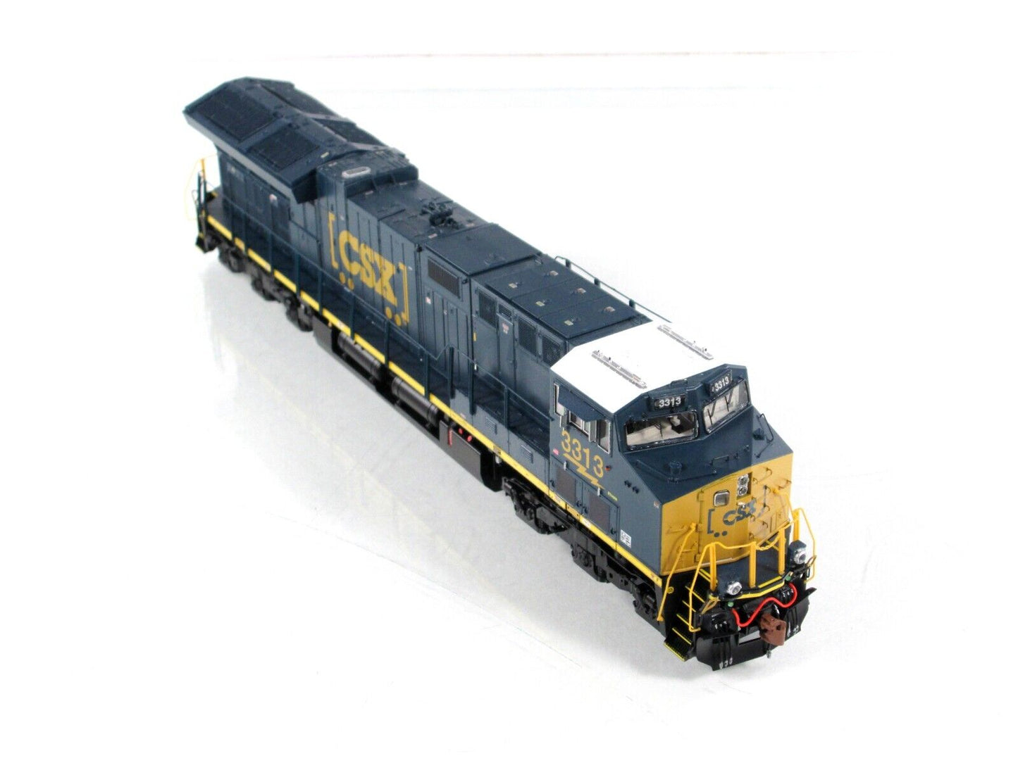 HO Scale ***CSX*** GE Tier 4 GEVO ET44AH #3313 -- ScaleTrains SXT30515, DCC Rdy
