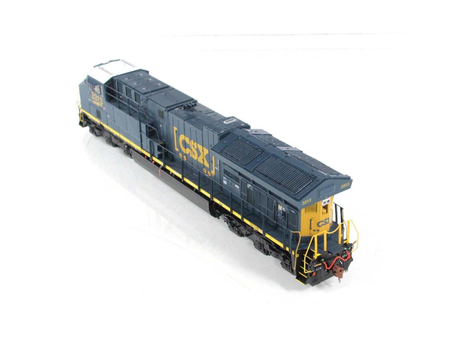 HO Scale ***CSX*** GE Tier 4 GEVO ET44AH #3313 -- ScaleTrains SXT30515, DCC Rdy