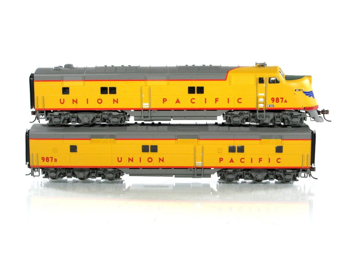 HO Scale ***UNION PACIFIC*** EMD E6 A,B #987 -- Broadway 2331 DCC Paragon2 Sound
