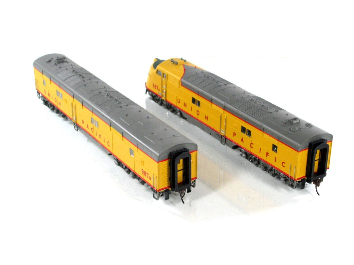 HO Scale ***UNION PACIFIC*** EMD E6 A,B #987 -- Broadway 2331 DCC Paragon2 Sound