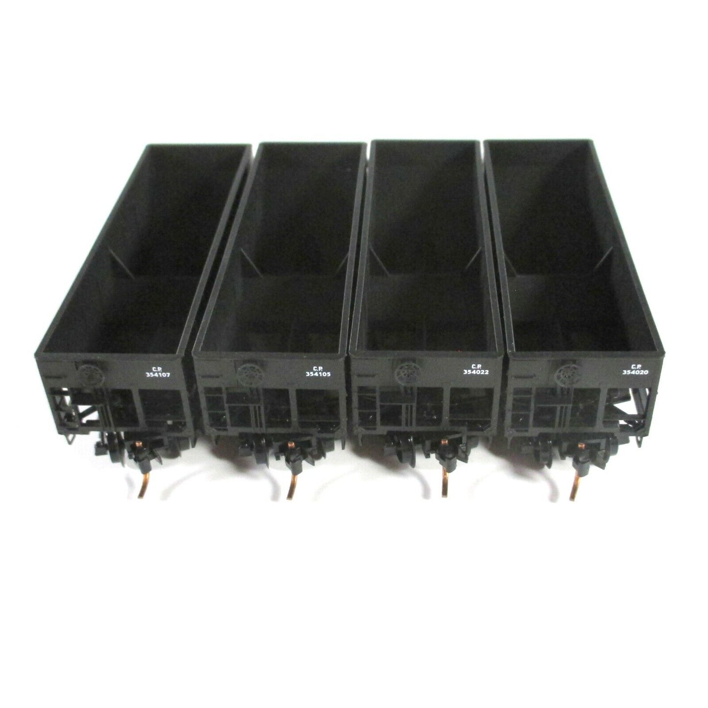 N Scale ***CANADIAN PACIFIC*** Twin Bay Hopper 4-Pack #3 - Micro Trains 99300003