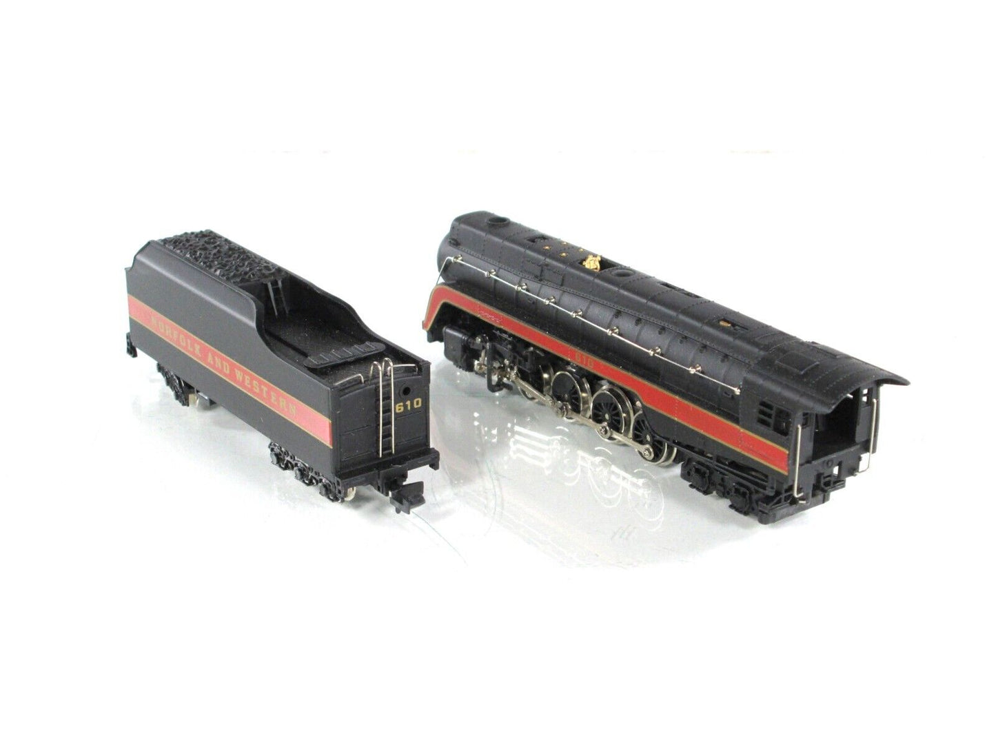 N Scale **NORFOLK & WESTERN** Class J 4-8-4 Locomotive #610 -Bachmann 51-0658-A4