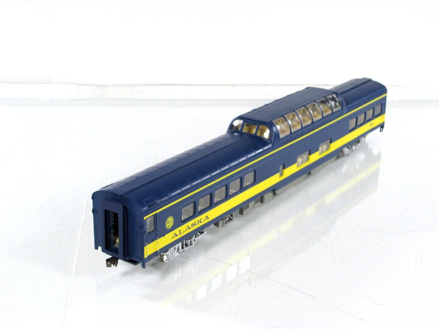 HO Scale ***ALASKA RAILROAD*** Vista Dome Passenger Car #501 -Rivarossi RT600036