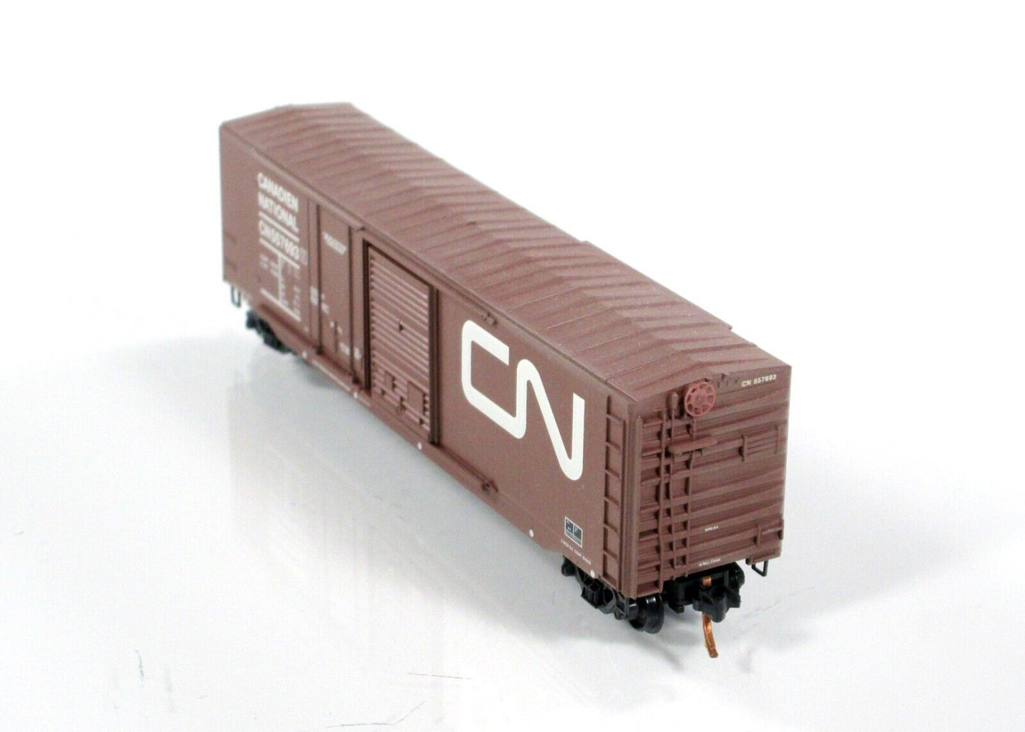 N Scale **CANADIAN NATIONAL* Graffiti 50' Box Car #557693 -Micro Trains 07644010