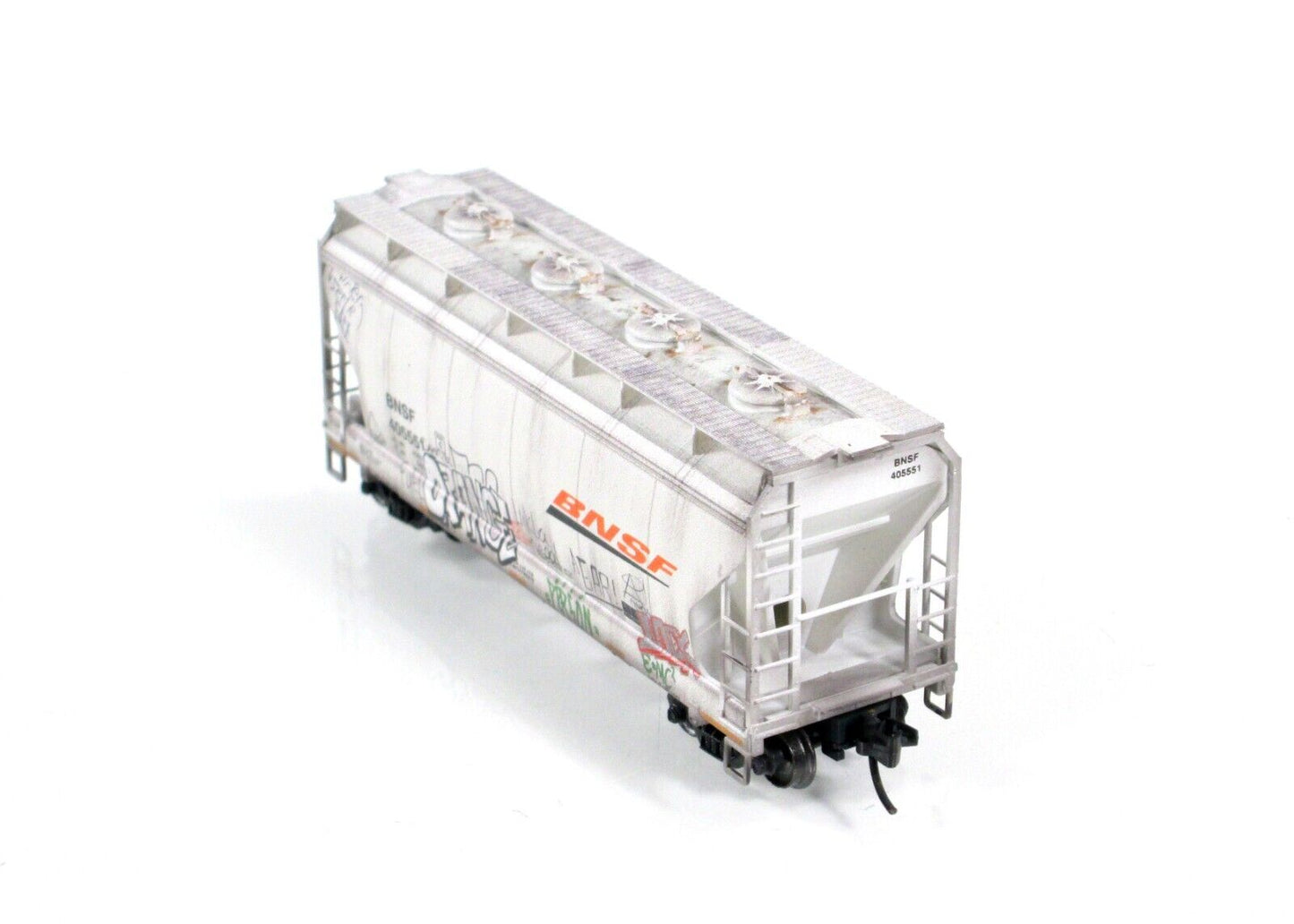 N Scale **BNSF Swoosh** Weathered Graffiti Hopper #405551 -Micro Trains 09244283