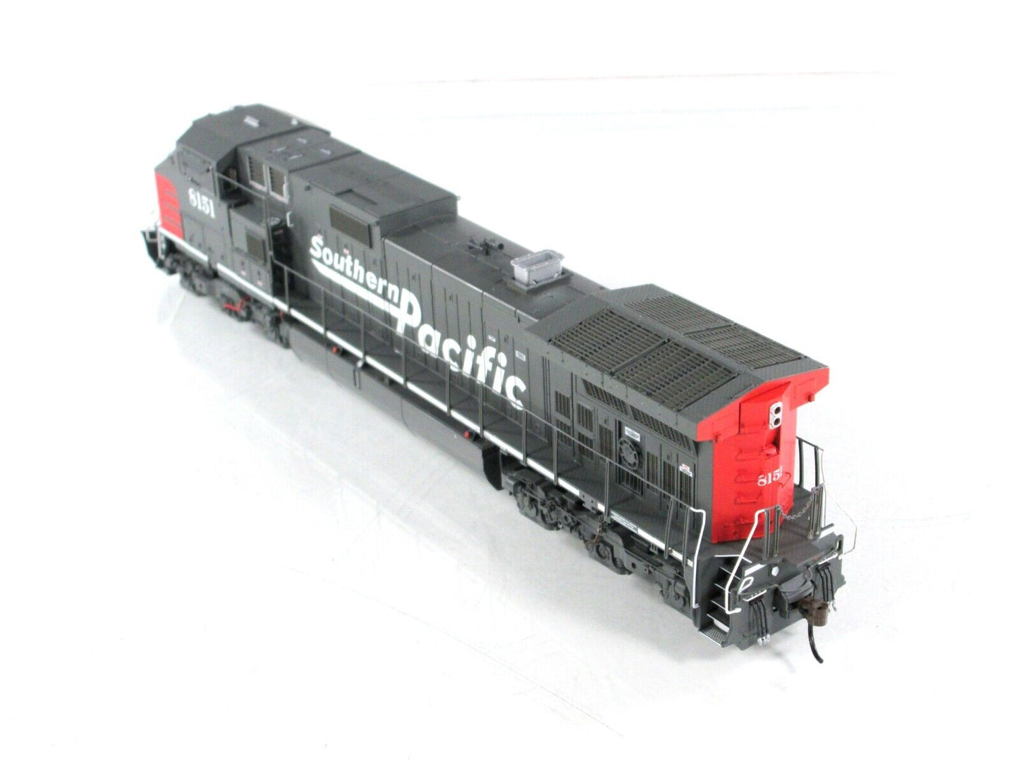 HO Scale SOUTHERN PACIFIC Dash 9-44CW #8151 - Athearn G31642, DCC Tsunami2 Sound