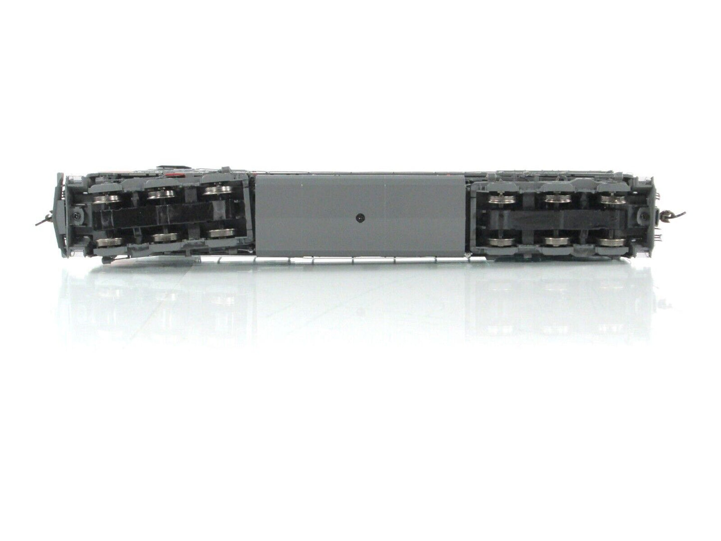 HO Scale SOUTHERN PACIFIC Dash 9-44CW #8151 - Athearn G31642, DCC Tsunami2 Sound