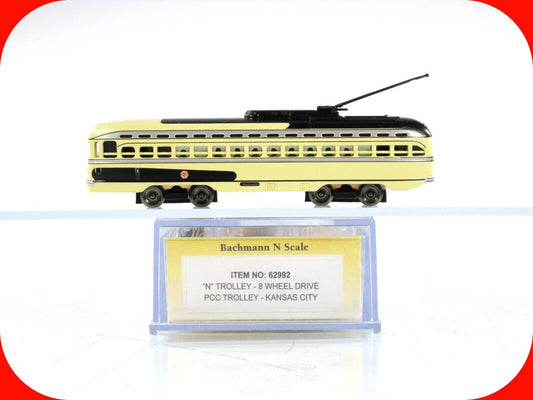 N Scale ***KANSAS CITY*** PCC Lighted Streetcar Trolley - Bachmann 62992 *Issues