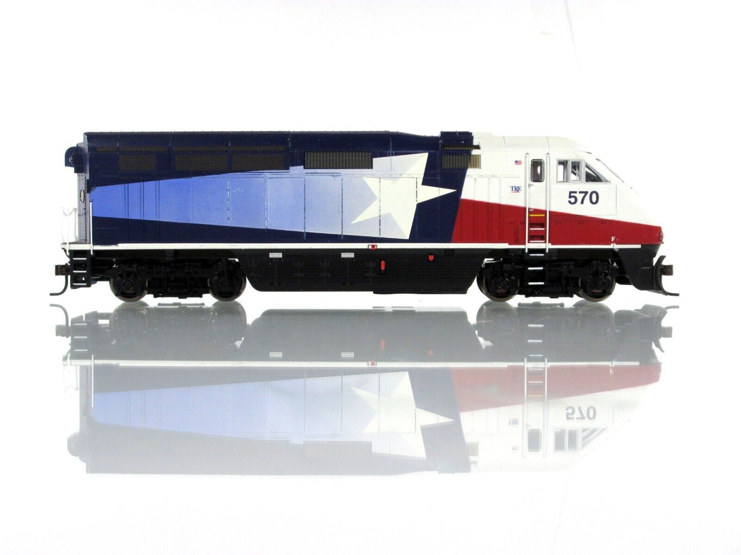 HO Scale *DALLAS TRINITY RAIL  EXPRESS* F59PHI, TRE 570 -Athearn 26314 DCC Ready