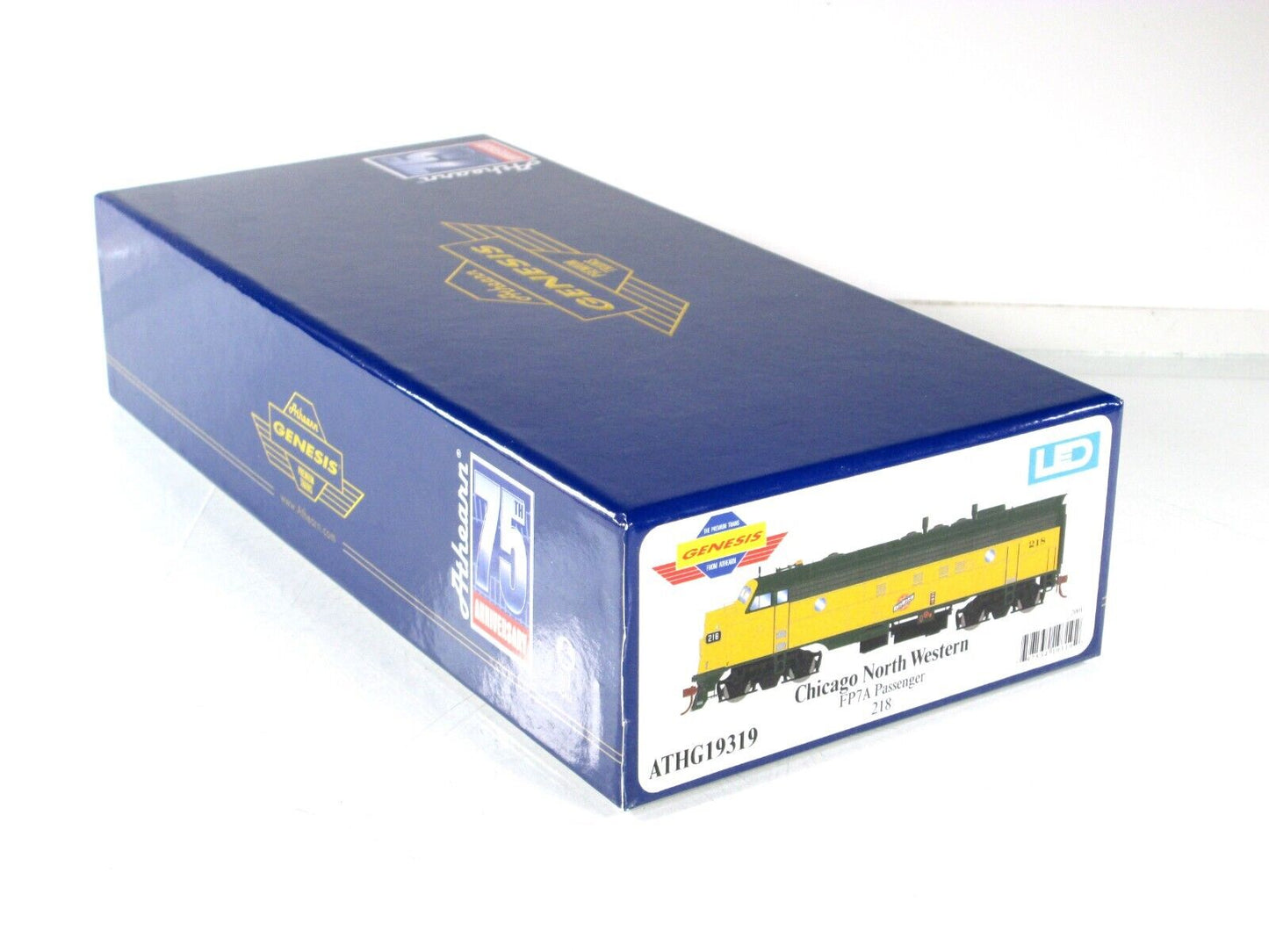 HO Scale **CHICAGO NORTH WESTERN** FP7A Locomotive #218 -Athearn G19319, DCC Rdy