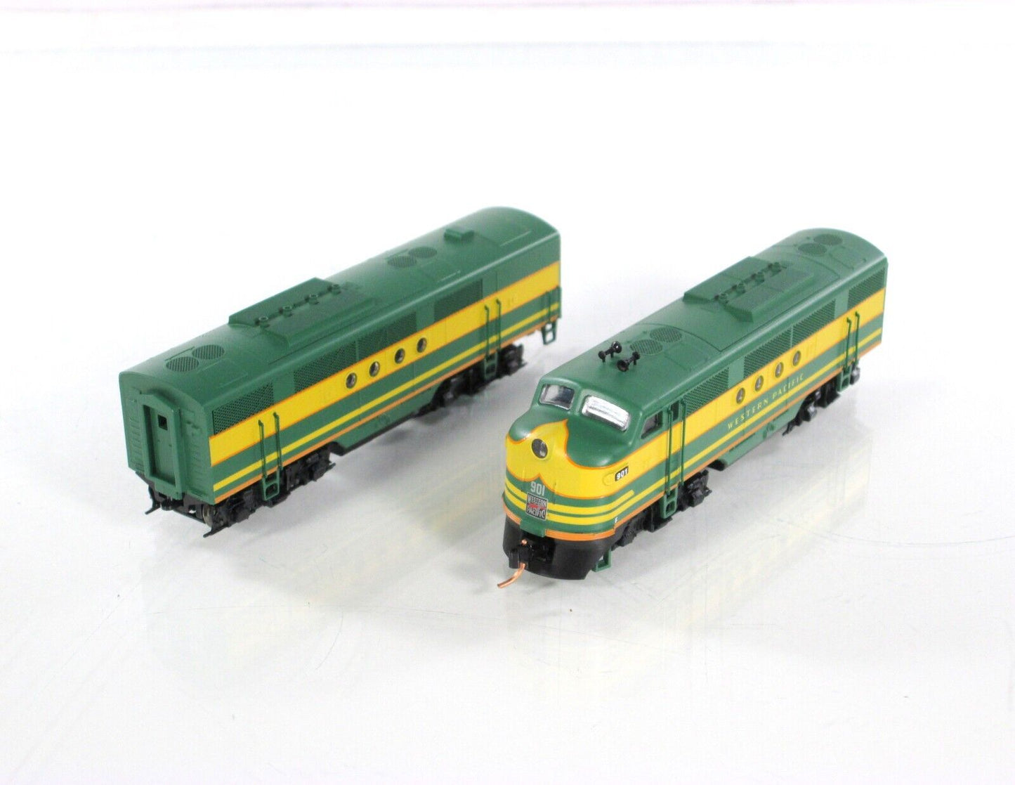 N Scale **WESTERN PACIFIC** EMD FT A/B Set #901 - Micro Trains 99200071, DCC Rdy