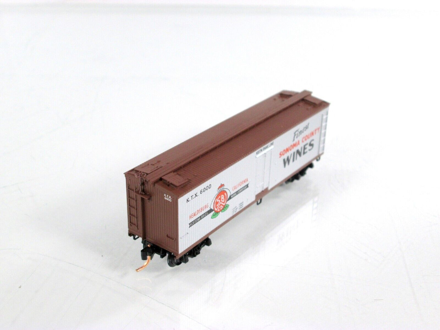 N Scale ***KEITH TANK LINE WINES*** 40' Ice Reefer KTX 6000 - Micro Trains 49070