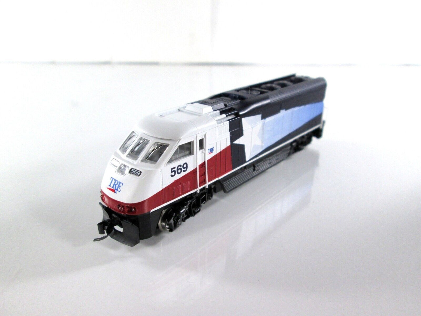 N Scale *DALLAS TRINITY RAILWAY* F59PHI Locomotive #569 --Athearn 10020 *DCC Rdy