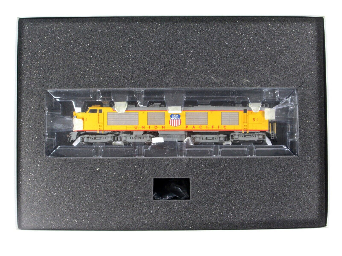 HO Scale ***UNION PACIFIC*** Gas Turbine Locomotive #51 - Athearn 88661, DCC Rdy