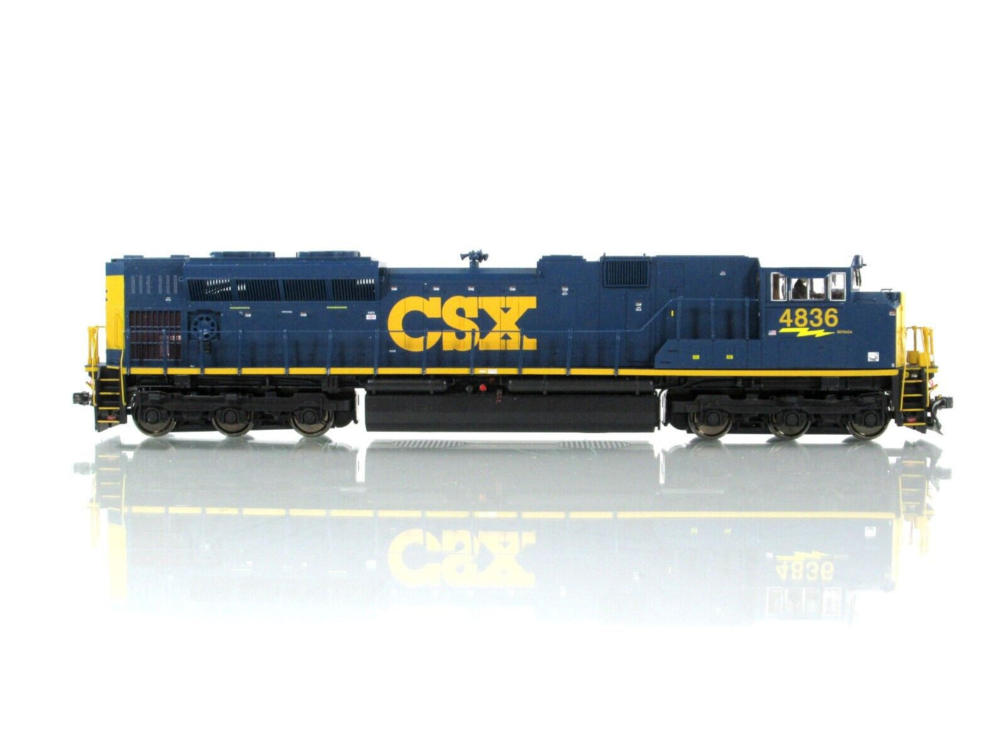 HO Scale ***CSX*** SD70ACe Diesel Locomtive #4836 --------- MTH 80-2063-1 w/ DCC