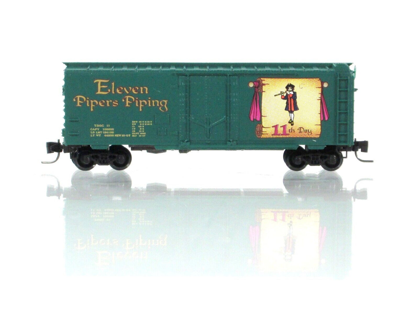Z Scale *ELEVEN PIPERS PIPING* 12 Days Christmas Box Car - Micro Trains 50200410