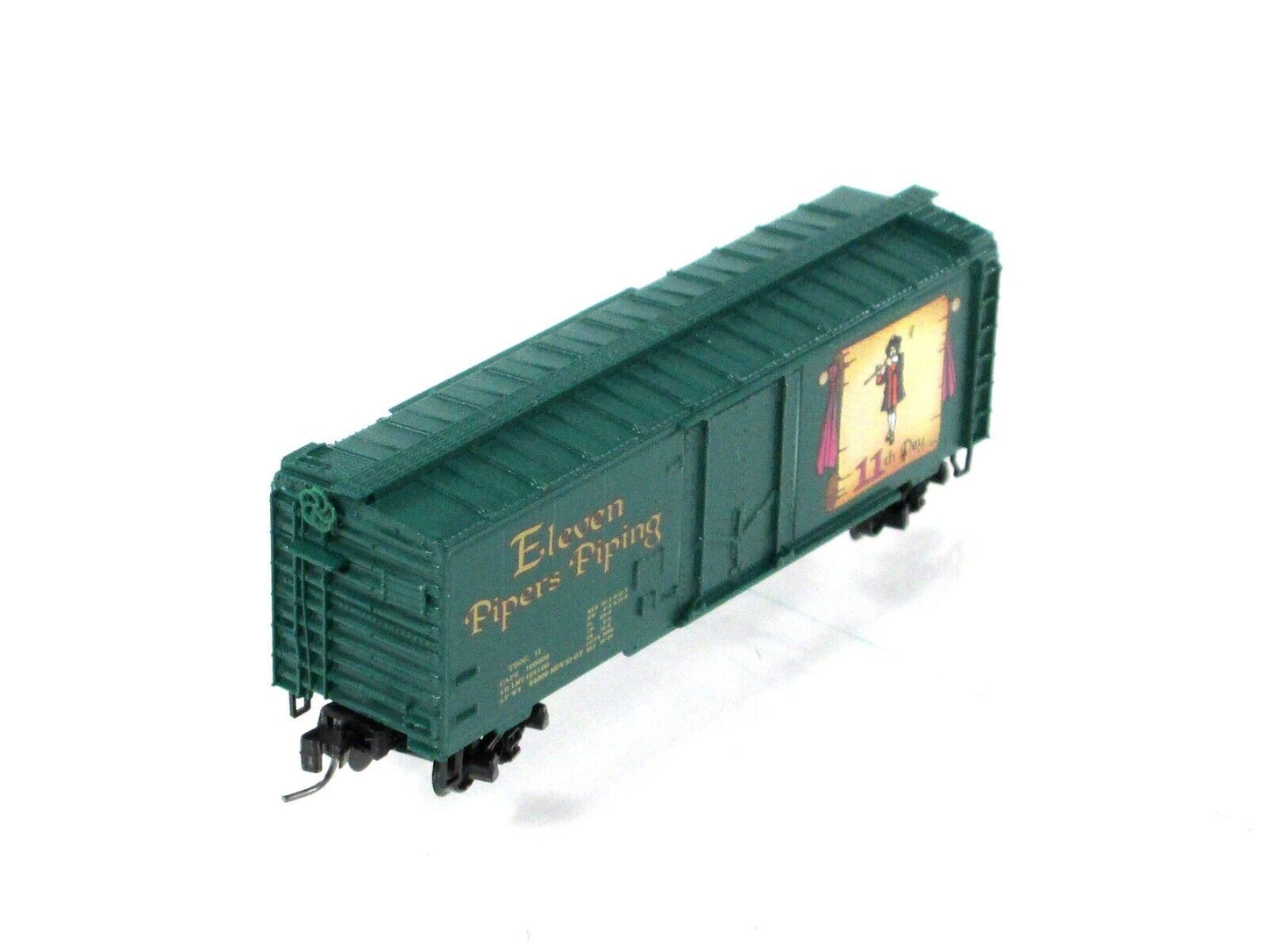 Z Scale *ELEVEN PIPERS PIPING* 12 Days Christmas Box Car - Micro Trains 50200410