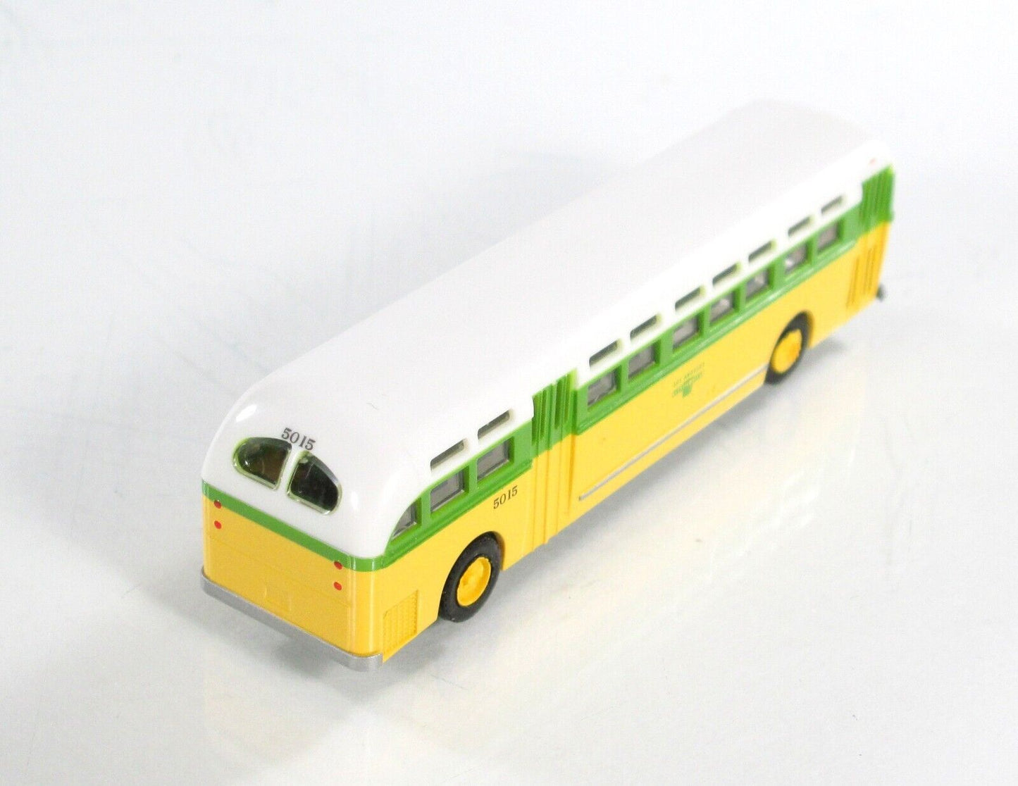 N Scale **LOS ANGELES** Coach *Fruit Salad Scheme* #5105 - WHEELS of TIME 90331