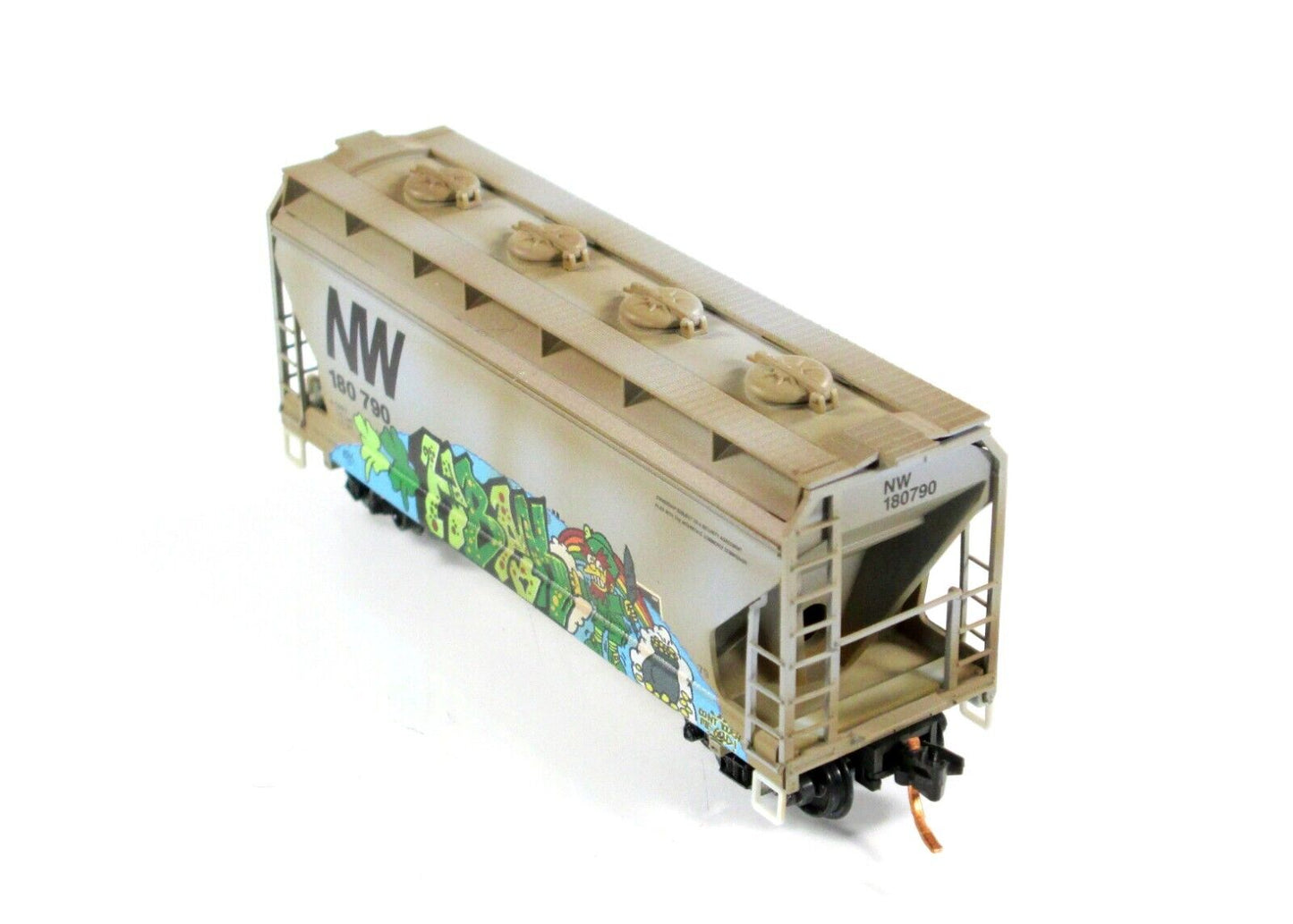 N Scale ***NORFOLK WESTERN*** Graffiti Hopper NW, #180790, Micro Trains 09244050